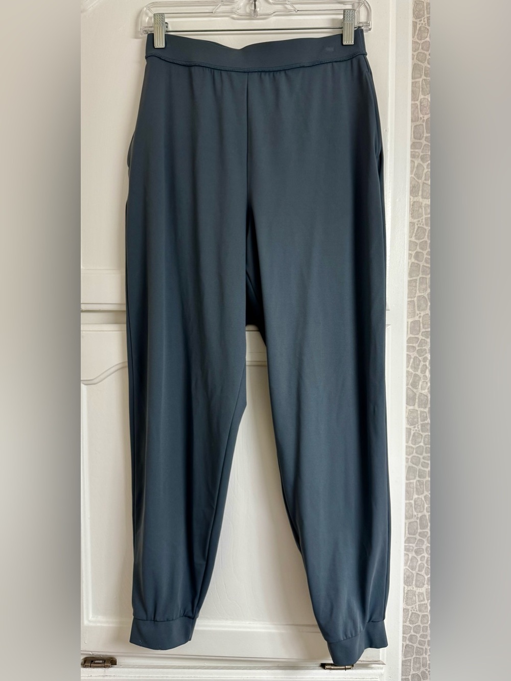 VSX Victoria's Secret Elevate Jogger Pant Slate Grey - Women’s Medium - NWOT - Picture 3 of 13
